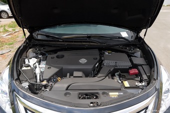 2015款天籁2.5L XL Upper欧冠科技版