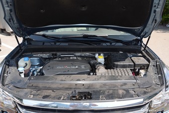 2017款传祺GS8 2.0T自动两驱精英版320T图片