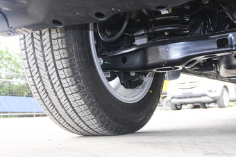 2016款长安CS75 2.0L手动豪华型国4