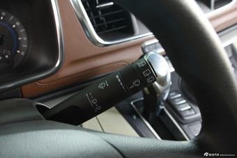 2014款GL8 2.4L CT豪华商务舒适版到店实拍