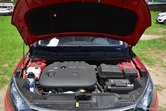 2016款逸动XT 1.6L自动俊酷型