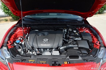 2017款阿特兹2.5L自动蓝天至尊版