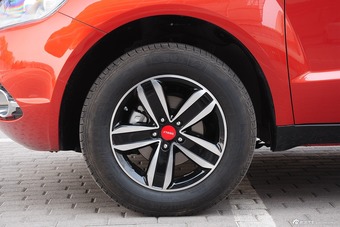 2015款吉利GX7 2.0L自动运动版尊贵型