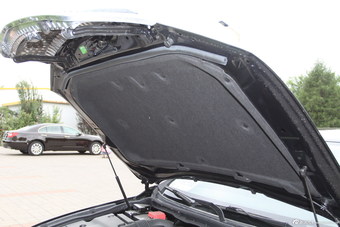 2015款红旗H7 3.0L 自动尊贵型