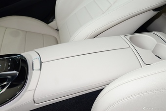 同级新标杆推双造型.实拍奔驰新款E级