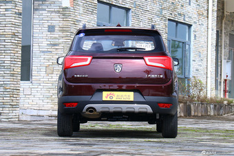 2015款 宝骏560 1.8L手动豪华型