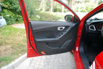 2013款传祺GA3 1.6L自动尊贵ESP版