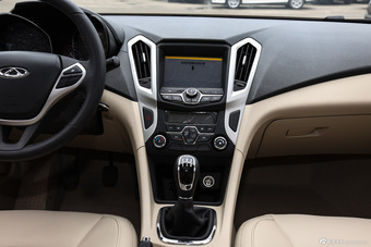 2015款艾瑞泽7 1.6L手动致尚版