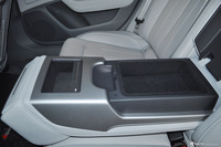 2012款奥迪A6L 2.0L TFSI手自一体舒适型