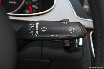 2016款奥迪A4L 35TFSI自动标准型