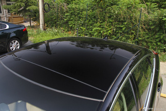 2015款捷豹XJL 2.0T两驱典雅商务版