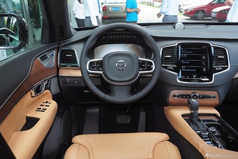 2015款沃尔沃XC90 2.0T T6限量版