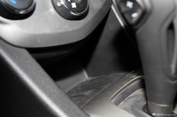 2013款爱唯欧三厢1.4SL自动时尚天窗版