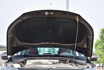 2015款途观2.0TSI自动四驱旗舰版