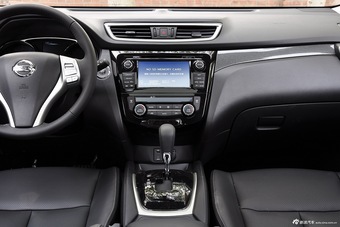 2014款奇骏2.5L XL ITS+NAVI 自动四驱尊享版