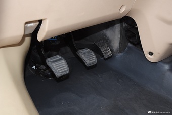 2015款图雅诺2.8T长轴商务版