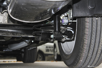 2015款海马M3 1.5L手动精英天窗版