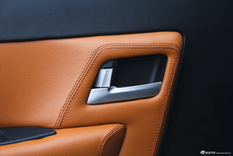 2014款北京BJ40 2.4L手动穿越版