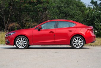 2016款马自达3昂克赛拉 三厢 2.0L自动运动型