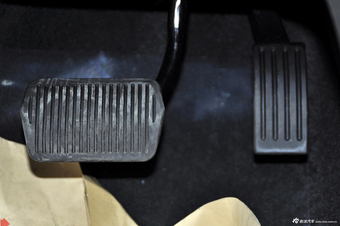 2013款福克斯两厢经典