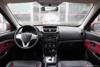 2015款北汽幻速H2 1.5L自动舒适型图片