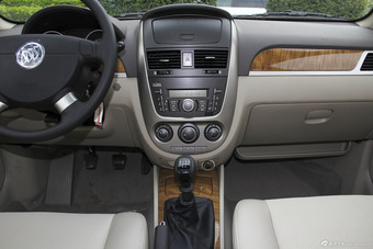 2015款凯越1.5L手动经典型