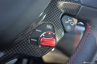 2015款California 3.9T自动标准型