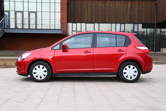 2014款启辰R50自动精彩版