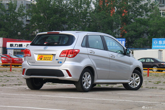 2015款北汽新能源EV200轻秀版