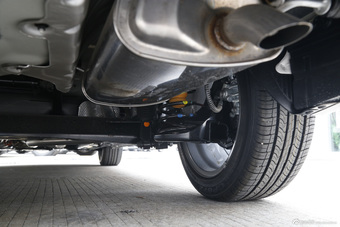 2015款朗动1.6L自动尊贵型