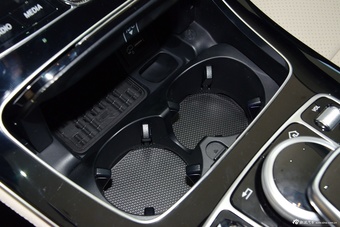 同级新标杆推双造型.实拍奔驰新款E级