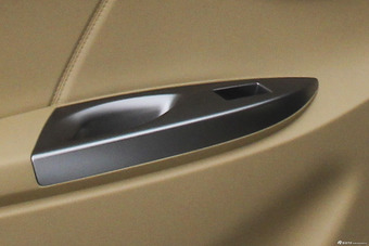 2016款YARiS L致炫1.5L自动劲速版