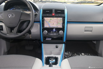 2015款北汽新能源EV200轻秀版