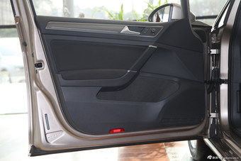 2014款高尔夫1.4TSI自动舒适型图片