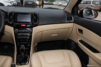 2015款奇瑞E3 1.5L手动实尚版