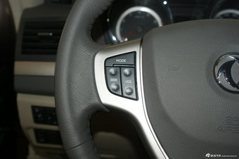 2012款东风风神A60