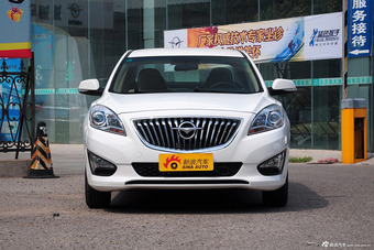 2015款海马福美来1.6L手动风尚型