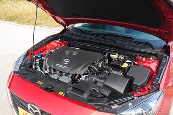 2016款马自达3昂克赛拉 三厢 2.0L自动运动型