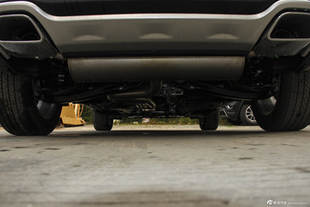 2016款自由光2.4L自动优越版