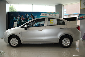 2013款赛欧三厢1.4L手动理想幸福版