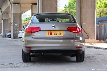 2015款速腾230TSI手动豪华型