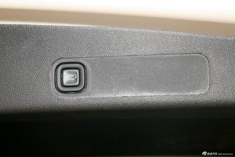 2013款凯雷德ESV铂金版加长型图片