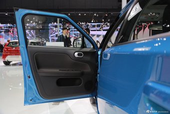 2015上海车展：MG3