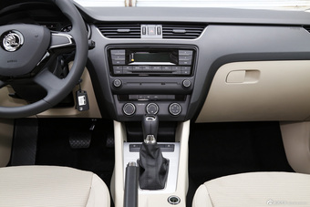 2016款明锐 1.6L自动创行版