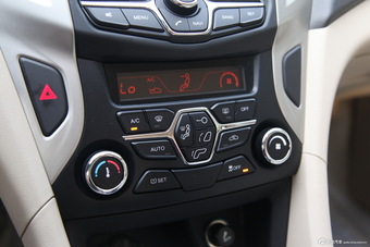 奇瑞艾瑞泽实拍图-内饰