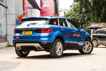 2015款陆风X7 2.0T自动全景旗舰版