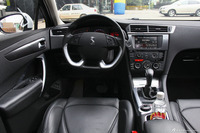 2014款DS 6 1.6T尊享版THP160