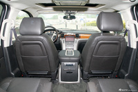 2013款凯雷德ESV铂金版加长型