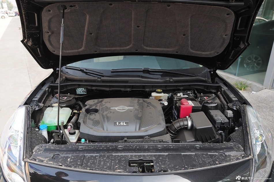 2015款海马福美来1.6L手动智尚型