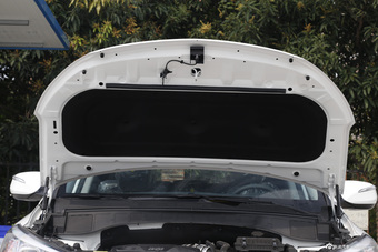 2015款全新胜达2.0T自动四驱智能型 5座